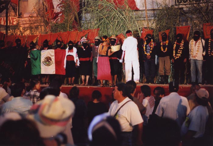 La Marche Zapatiste - Juchitan